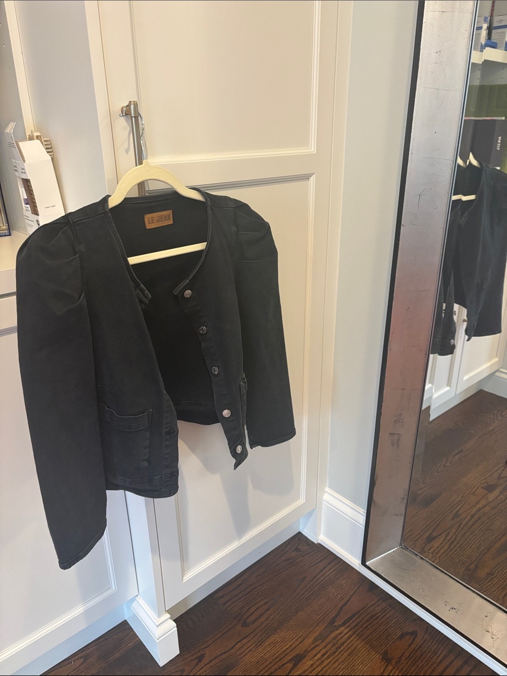 Le Jean Women's Black Denim Cropped Jacket